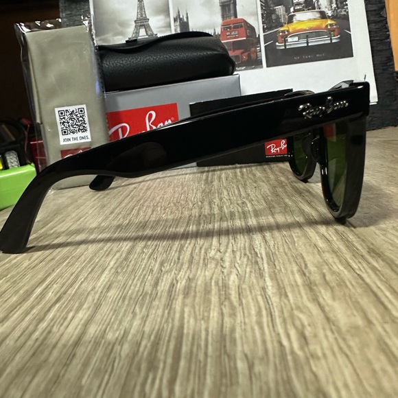 Ray ban 2140 Classic Wayfarer 901/17 polished black/Blue Mirror 54mm - Picture 6 of 12